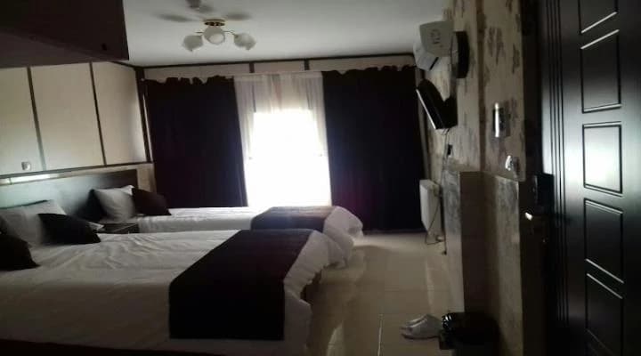 image-gallery